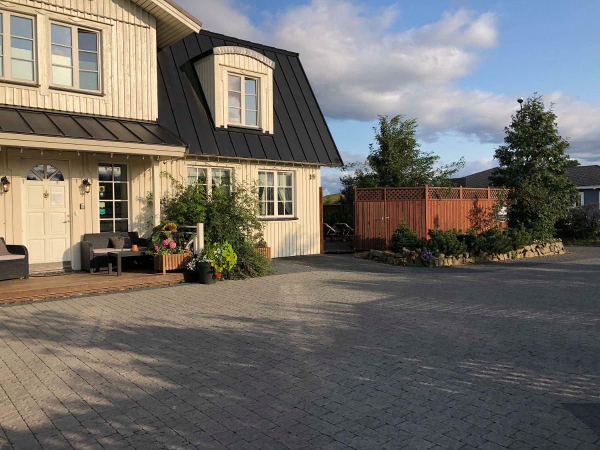 The White House Villa Reykholt  Exterior photo