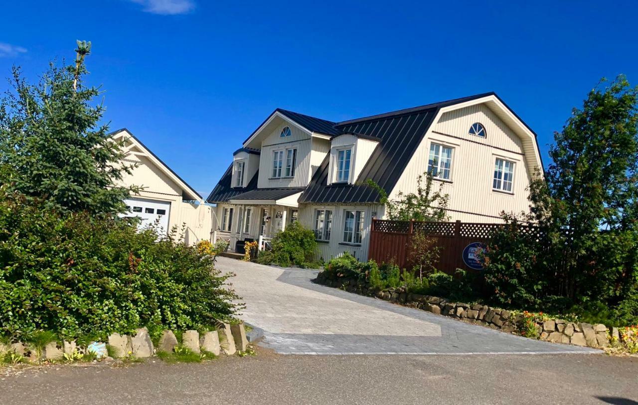 The White House Villa Reykholt  Exterior photo